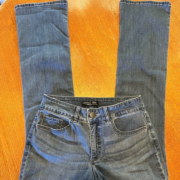 RIDERS BY LEE JEANS | Size 10M - Picture 2 of 6